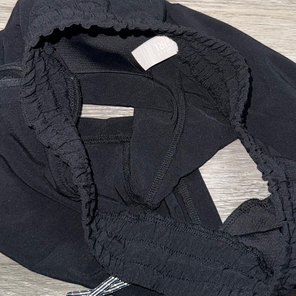 Athleta Girl Black All Play 3" Active Short size 12 - Picture 10 of 11